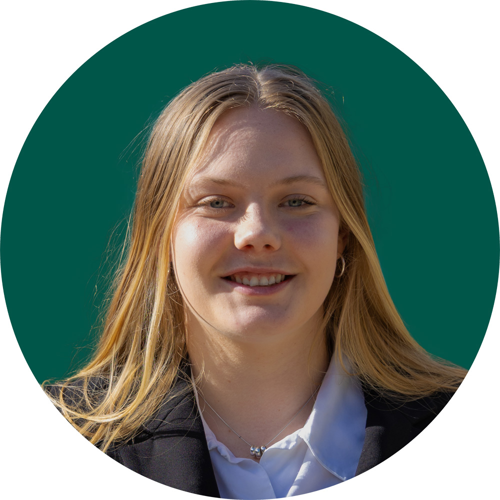 Photo of Lauren Dickin